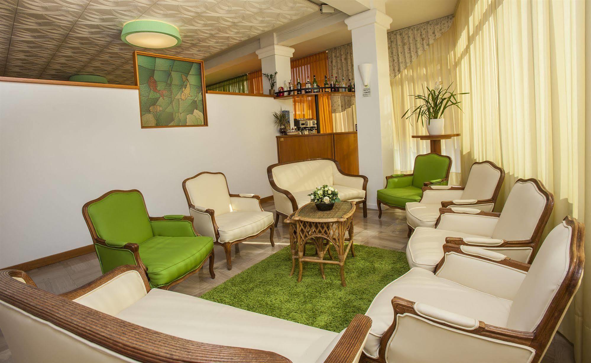 Hotel Sofia Лидо-ди-Езоло Экстерьер фото